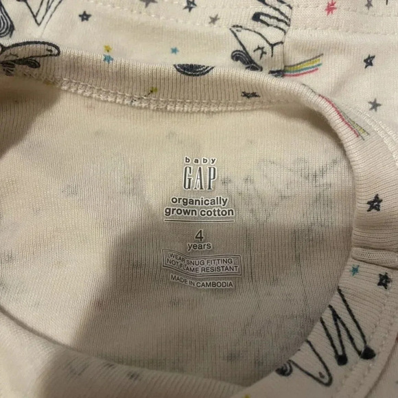 4T Gap Organic Cotton Unicorn Pajama Set, Long Sleeve - Picture 3 of 6